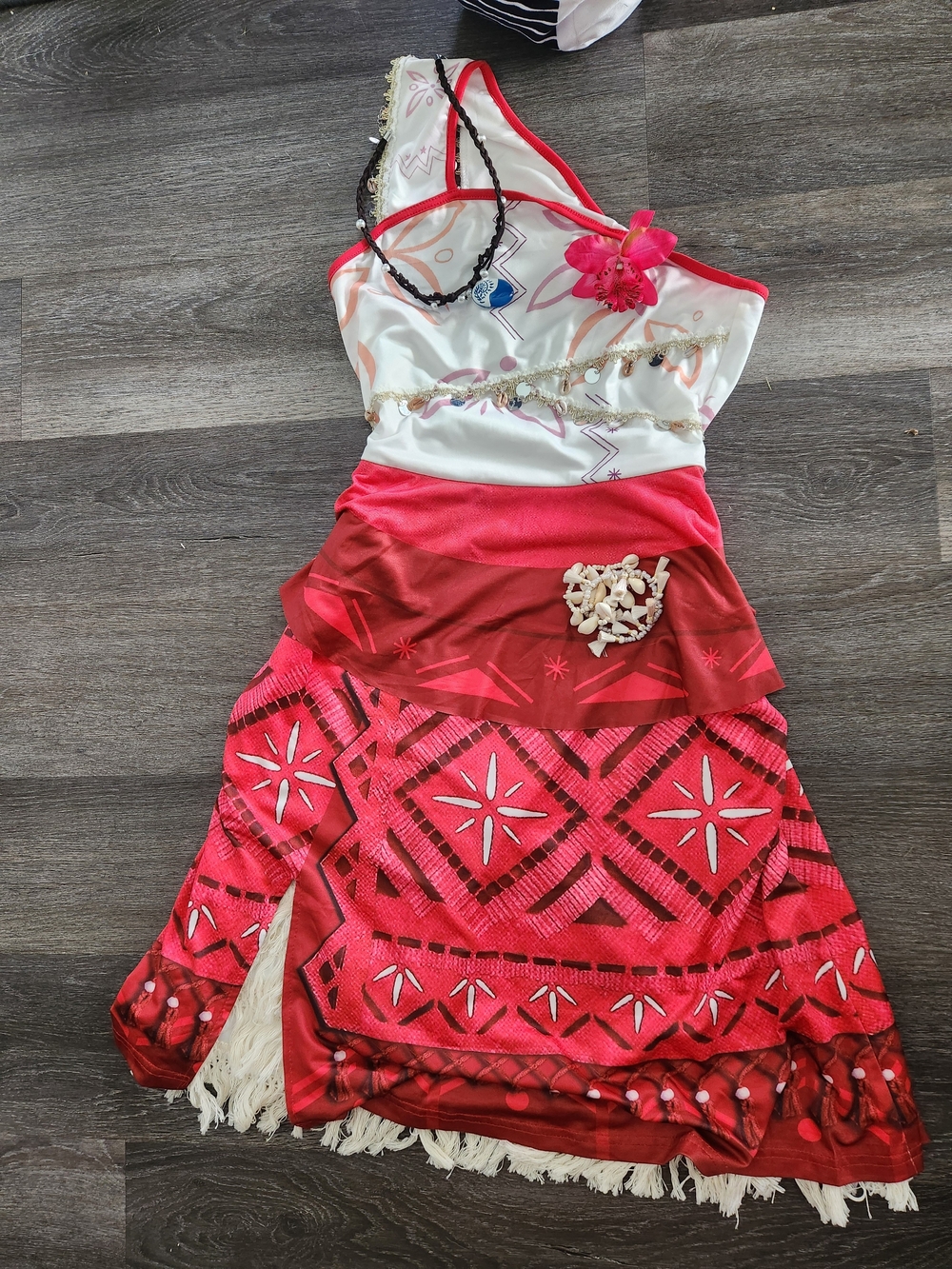 Girls Pink and White Tropical Halter Dress Moana Costume Sz Med With Accessories